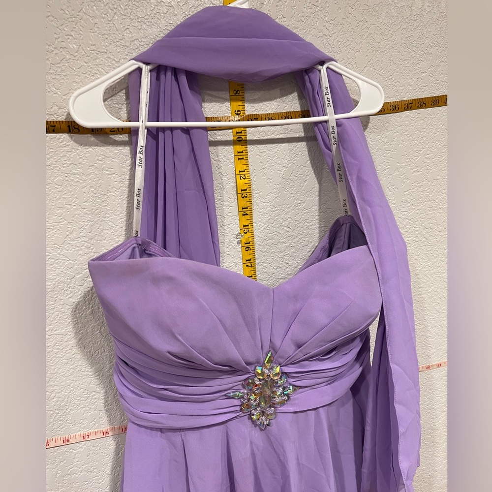 Dress - Picture 3 of 7